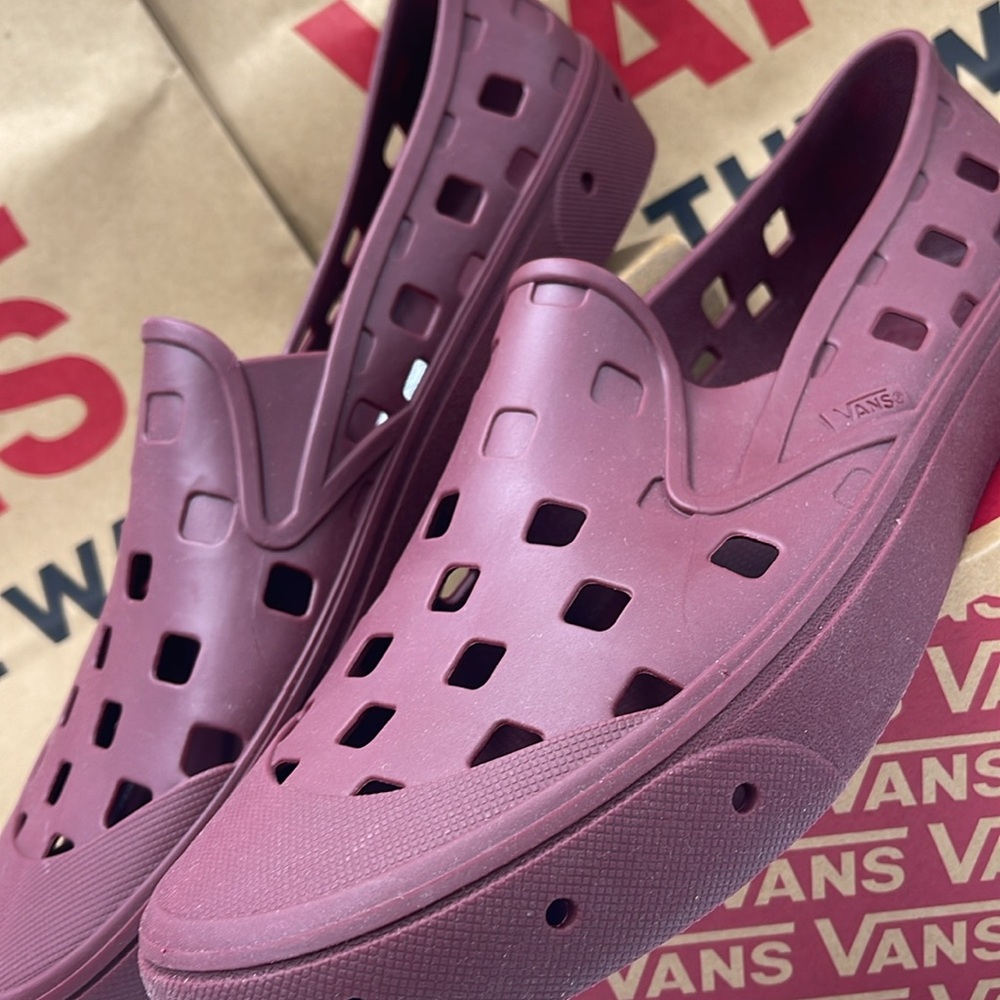 Vans Men’s Slip-On Trk Tawny Port 
VN0A5HF8TWP
Sneakers - Picture 7 of 16